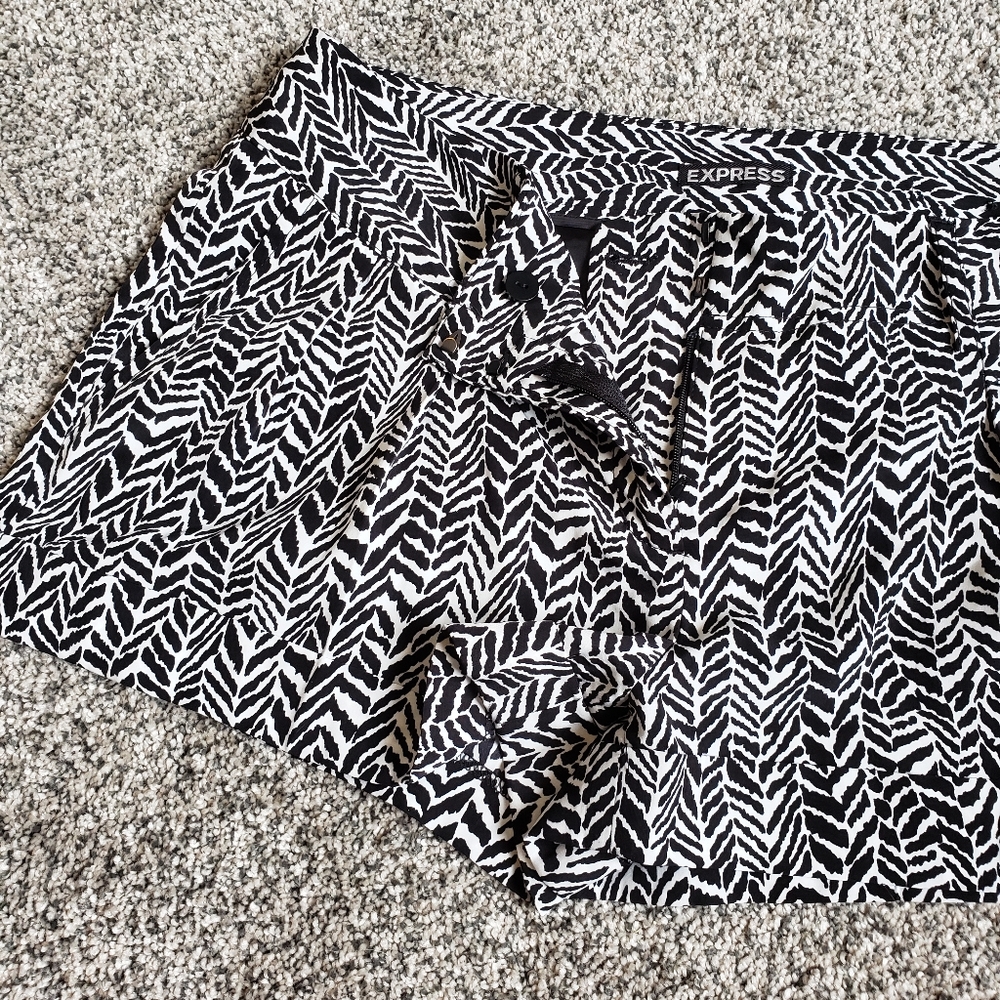 Tropical Print Shorts